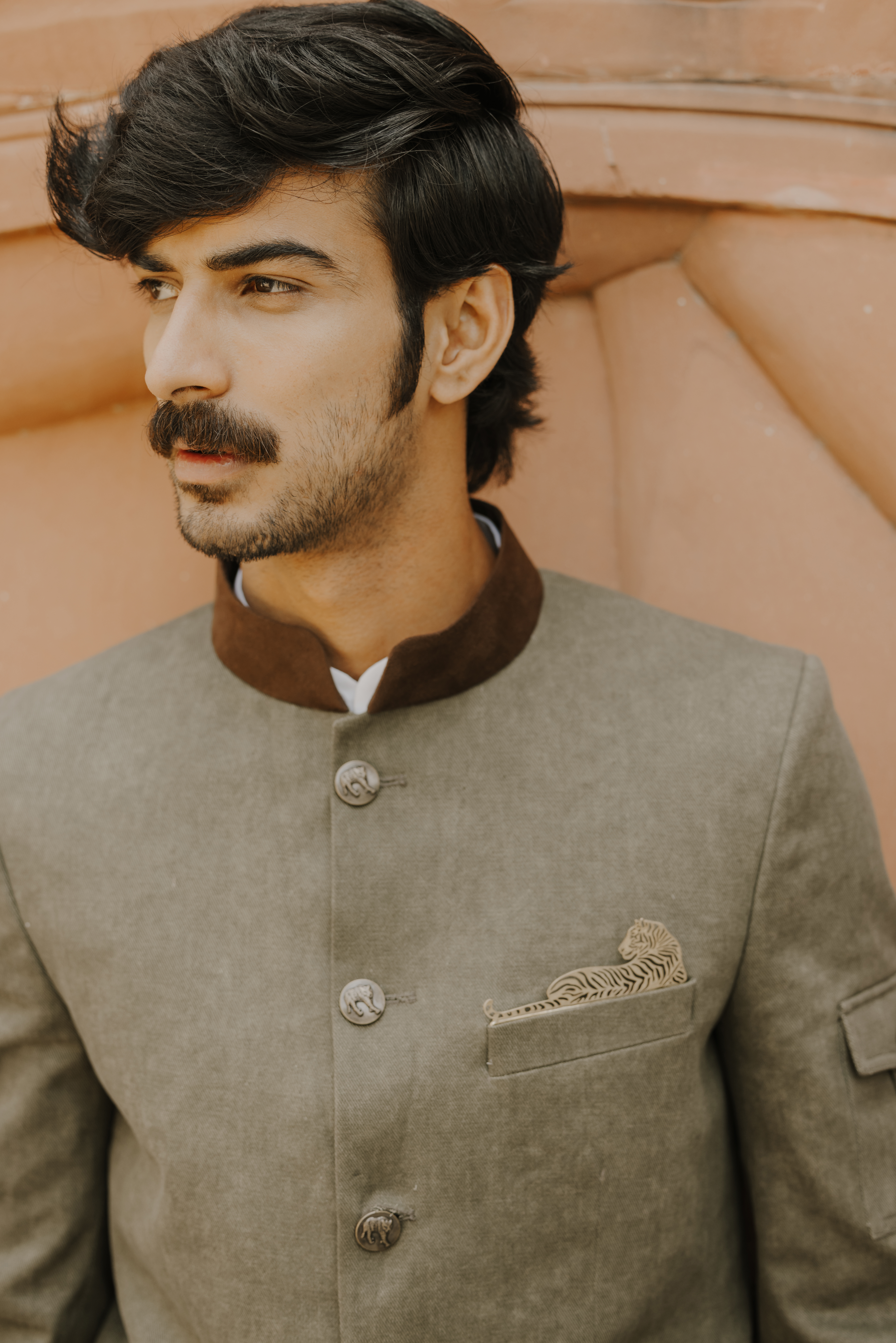 The Frontier Look 4
